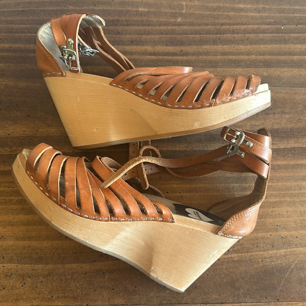 Swedish Hasbeens Tan Leather Strappy Sandals